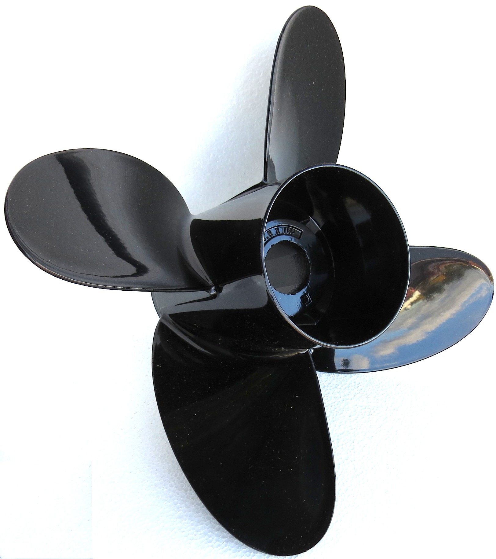 BaekSan propeller 4-bladig 14 diameter, 21 tums stigning