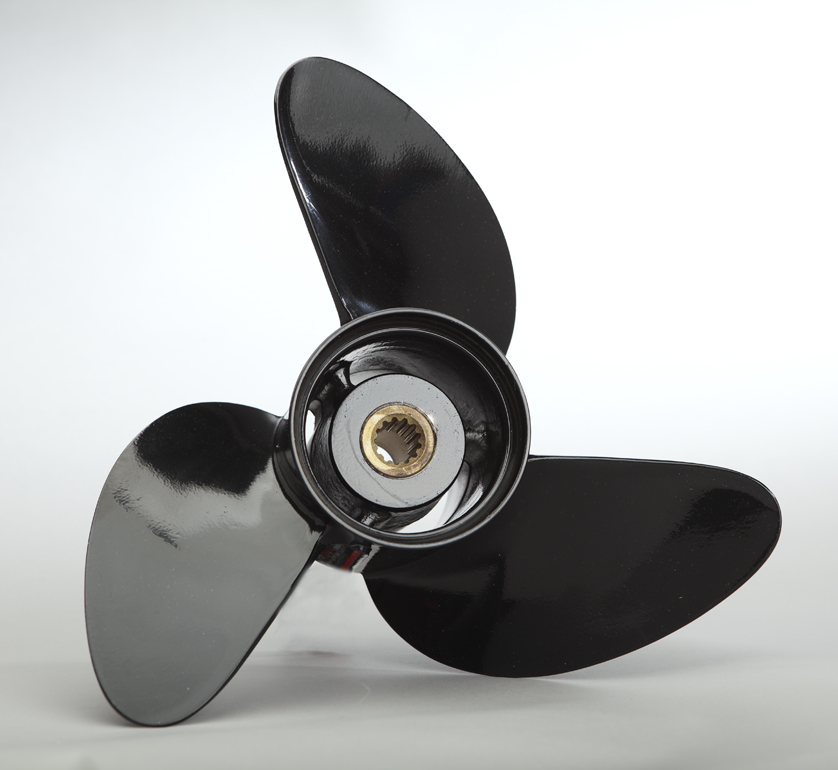 BaekSan propeller för Evinrude/Johnson 40-130 hk, stigning 17 tum