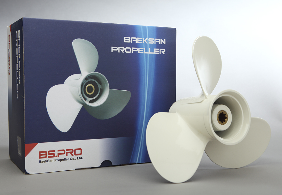 BaekSan propeller för Yamaha 8-15 hk, 10,5 tum stigning.