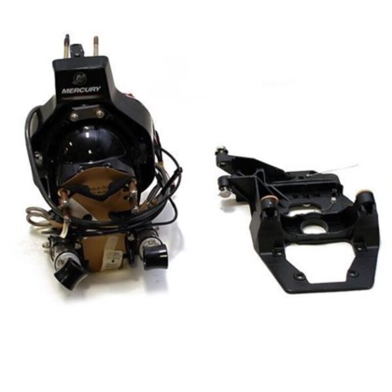 Mercruiser Bravo Sea Core, sköld. Analoga trimsändare.