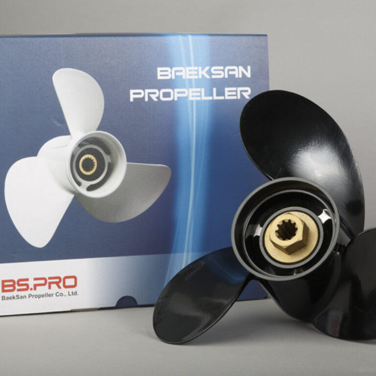 3-bl båtpropeller till Mercury stigning 13 tum