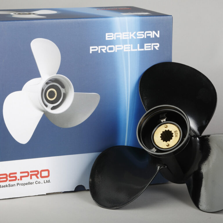 3-bl båtpropeller till Mercury stigning 15 tum