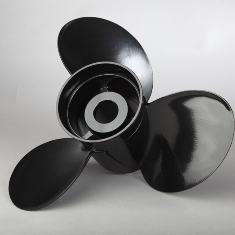 Propeller för båtmotor 150-300 hk