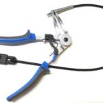 Tång för fjäderklämma